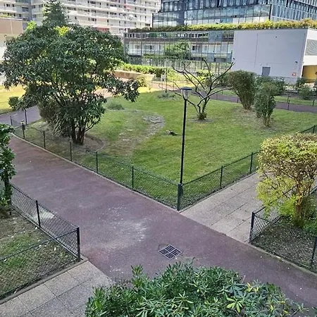 Rose Garden Wonderful Apartment Puteaux